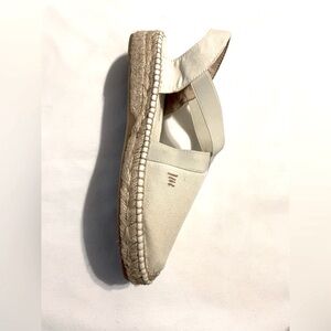 Viscata Cream Espadrilles with Minimalist Design
